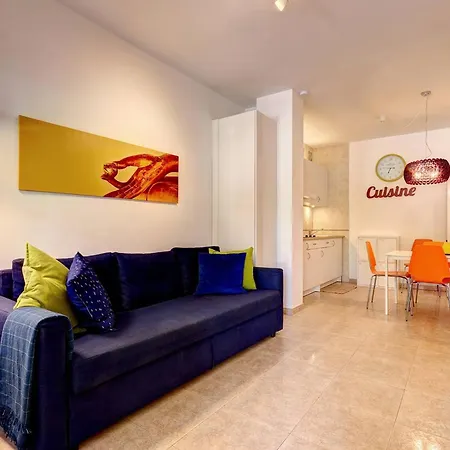 031 Beachfront 2 Bed La Carihuela Private Apartment * Torremolinos