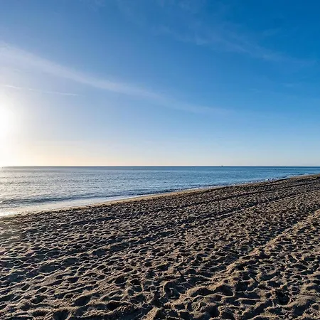 031 Beachfront 2 Bed La Carihuela Private Apartment Daire *